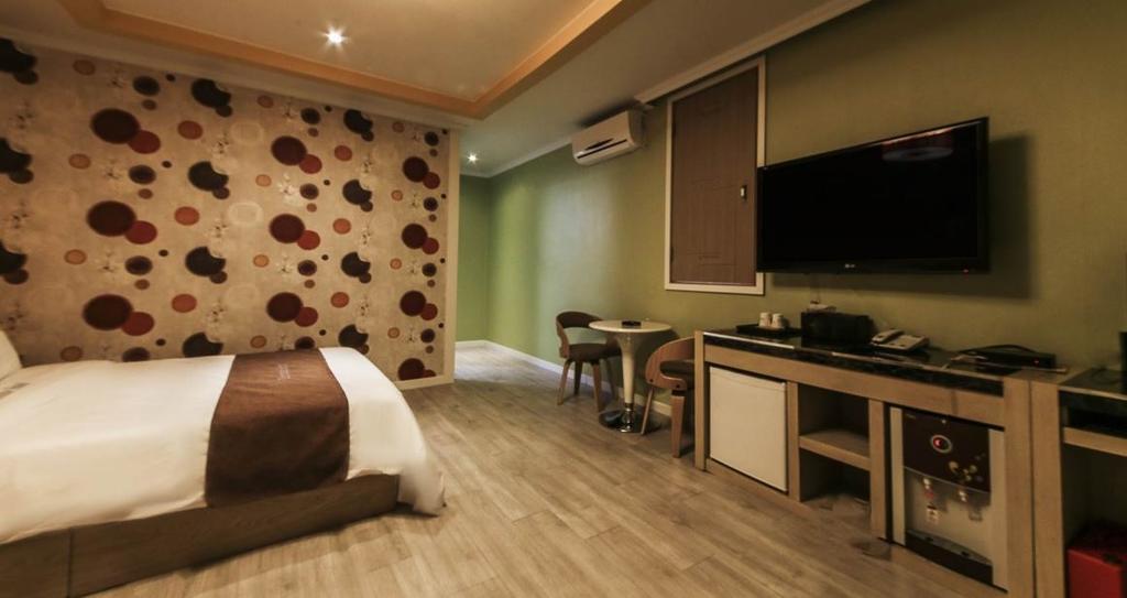 Chocolate Hotel Gwangju Metropolitan City ภายนอก รูปภาพ